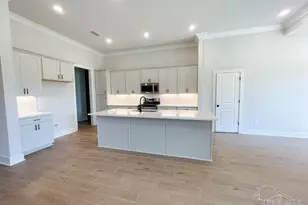 2210 Royal Fern Ln, Cantonment, FL 32533 - Photo 3