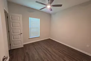 2315 W Gadsden St, Pensacola, FL 32505 - Photo 3