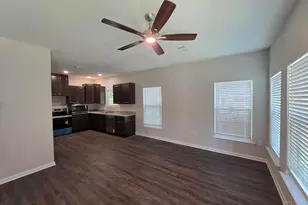 2315 W Gadsden St, Pensacola, FL 32505 - Photo 5