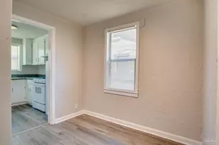 1016 W Maxwell St, Pensacola, FL 32501 - Photo 11