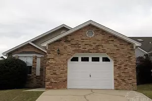 2025 Cambridge Cir, Pensacola, FL 32514 - Photo 1