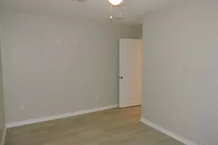 1000 Polk Ave, Pensacola, FL 32507 - Photo 21
