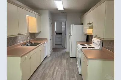 2782 Augustus Rd, Navarre, FL 32566 - Photo 11