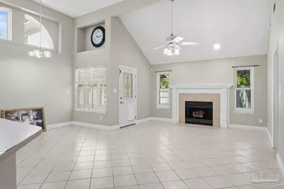 2189 Bellmeade Cir, Navarre, FL 32566 - Photo 3