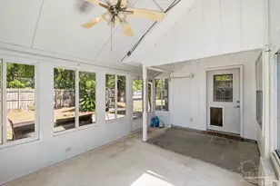2189 Bellmeade Cir, Navarre, FL 32566 - Photo 31