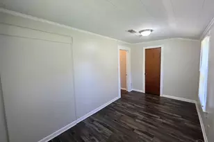 5404 Blue Angel Parkway, Pensacola, FL 32526 - Photo 17