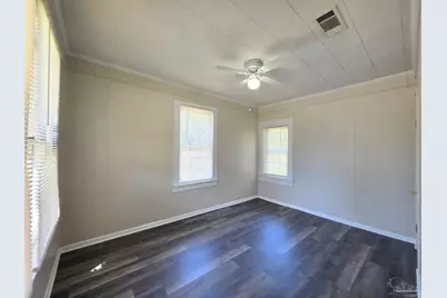 5404 Blue Angel Pkwy, Pensacola, FL 32526 - Photo 11