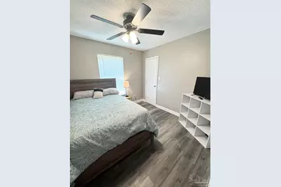 615 N A St, Pensacola, FL 32501 - Photo 9