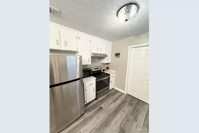 615 N A St, Pensacola, FL 32501 - Photo 7