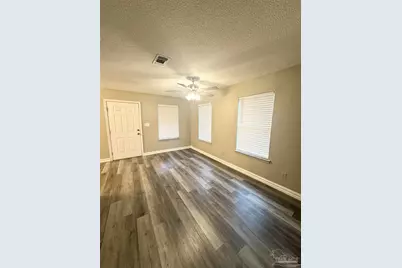 615 N A St, Pensacola, FL 32501 - Photo 5