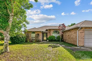 9922 Orion Lake Cir, Navarre, FL 32566 - Photo 3