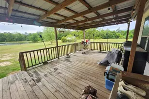 4051 Lambert Bridge Rd, McDavid, FL 32568 - Photo 17