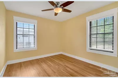 1660 E Hayes St, Pensacola, FL 32503 - Photo 15
