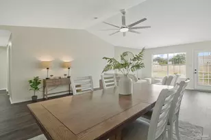 4026 Shorewood Dr, Pensacola, FL 32507 - Photo 9