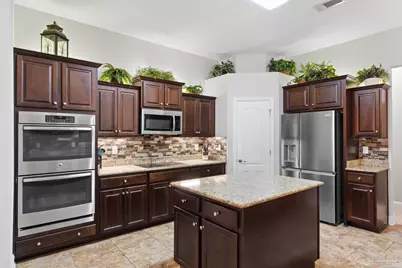 2365 Crescent Rd, Navarre, FL 32566 - Photo 11