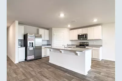 5569 Galahad Trl, Milton, FL 32583 - Photo 5