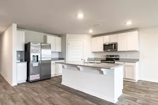 5569 Galahad Trl, Milton, FL 32583 - Photo 5