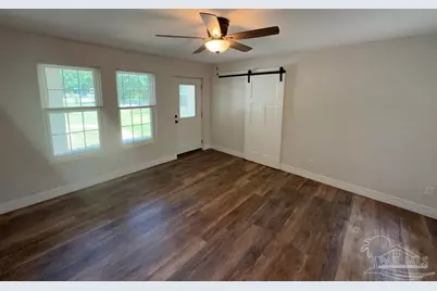 4531 Versailles Dr, Pensacola, FL 32505 - Photo 5