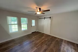 4531 Versailles Dr, Pensacola, FL 32505 - Photo 5