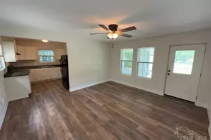 4531 Versailles Dr, Pensacola, FL 32505 - Photo 7