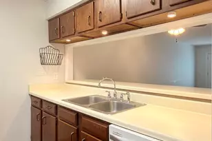 911 Brookside Ct, Pensacola, FL 32503 - Photo 5