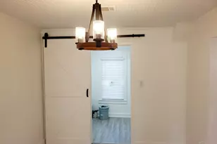 1215 N C St, Pensacola, FL 32501 - Photo 15