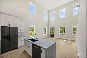 306 W Winthrop Ave, Pensacola, FL 32507 - Photo 9