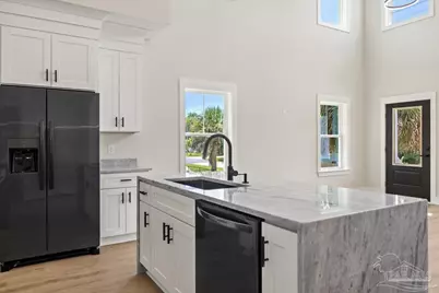 306 W Winthrop Ave, Pensacola, FL 32507 - Photo 11