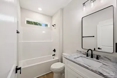 306 W Winthrop Ave, Pensacola, FL 32507 - Photo 15