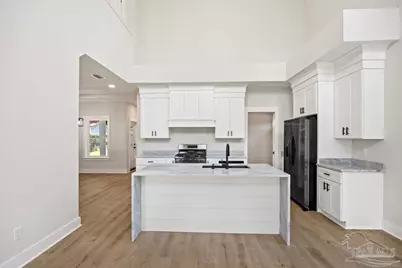 306 W Winthrop Ave, Pensacola, FL 32507 - Photo 9