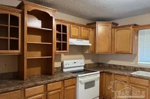 3229 Maplewood Dr, Gulf Breeze, FL 32563 - Photo 3