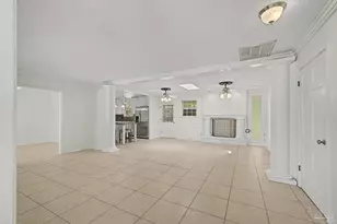 204 Nandina Rd, Gulf Breeze, FL 32561 - Photo 19