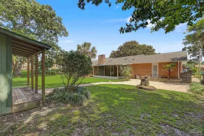 204 Nandina Rd, Gulf Breeze, FL 32561 - Photo 45