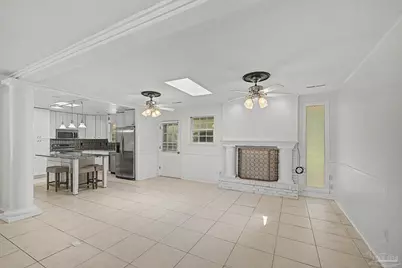204 Nandina Rd, Gulf Breeze, FL 32561 - Photo 13