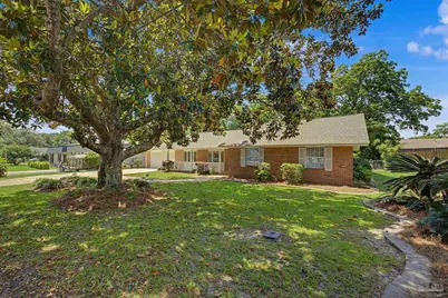204 Nandina Rd, Gulf Breeze, FL 32561 - Photo 43