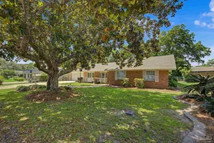 204 Nandina Rd, Gulf Breeze, FL 32561 - Photo 43