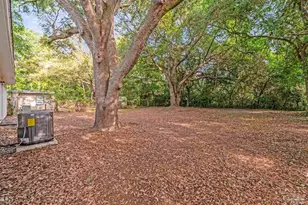 6492 Gaynell Ave, Milton, FL 32570 - Photo 27