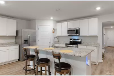 6328 Burrow Ln, Pensacola, FL 32526 - Photo 9