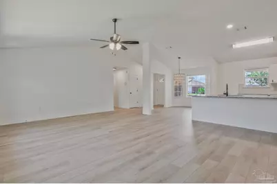 4898 Spencer Oaks Blvd, Pace, FL 32571 - Photo 5