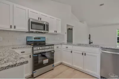 4898 Spencer Oaks Blvd, Pace, FL 32571 - Photo 11