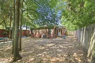 1420 N Davis Hwy, Pensacola, FL 32503 - Photo 33