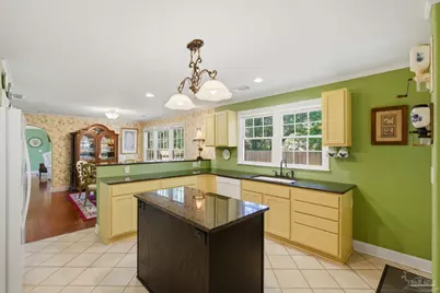 1420 N Davis Hwy, Pensacola, FL 32503 - Photo 13