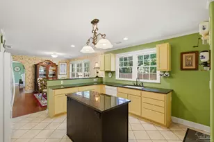 1420 N Davis Hwy, Pensacola, FL 32503 - Photo 13
