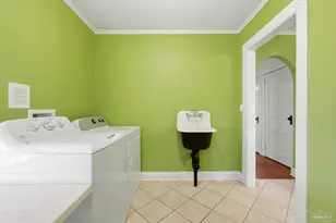 1420 N Davis Hwy, Pensacola, FL 32503 - Photo 19