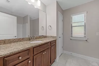 1799 Galvez Dr, Gulf Breeze, FL 32563 - Photo 11