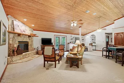 4989 Steamboat St, Milton, FL 32583 - Photo 9