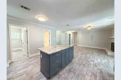 220 Cordoba St, Gulf Breeze, FL 32561 - Photo 9