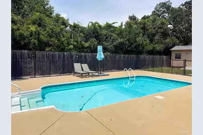 220 Cordoba St, Gulf Breeze, FL 32561 - Photo 59
