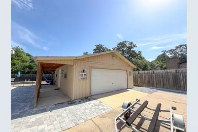 220 Cordoba St, Gulf Breeze, FL 32561 - Photo 35