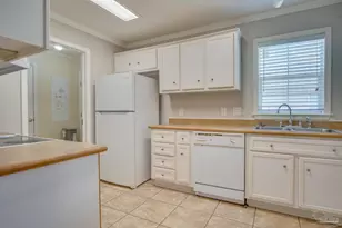 727 Bremen Ave, Pensacola, FL 32507 - Photo 15
